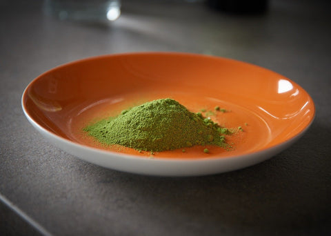 Moringa, proprietà benefiche e rischi per la salute | Pinkfoodshop